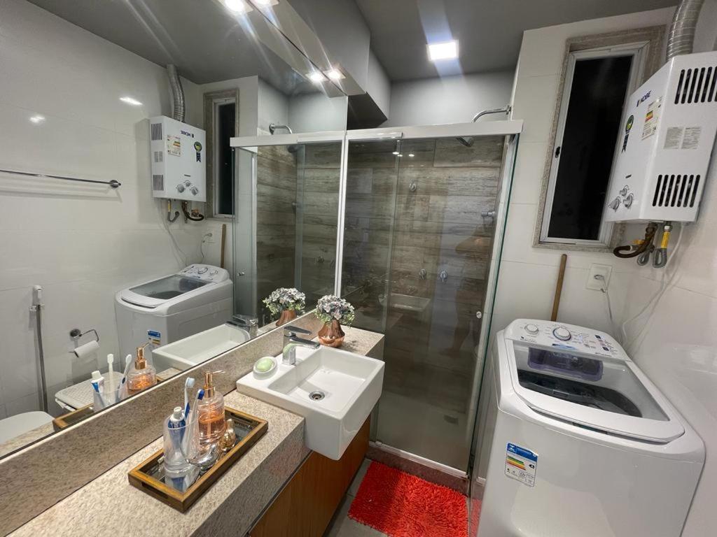 Lindo Apartamento Mobiliado, Uma Quadra Da Praia! Apartment Rio de Janeiro Exterior foto