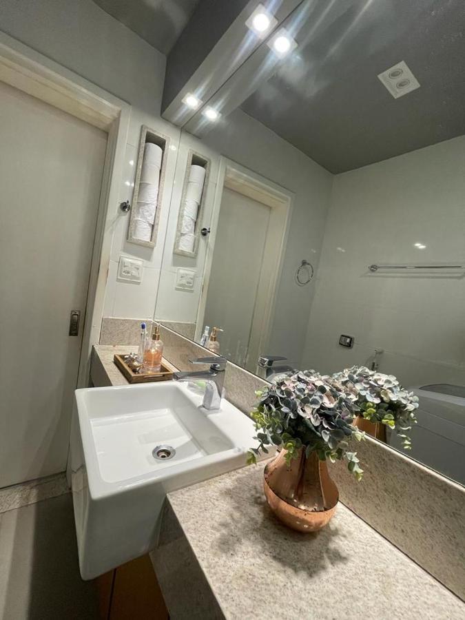 Lindo Apartamento Mobiliado, Uma Quadra Da Praia! Apartment Rio de Janeiro Exterior foto